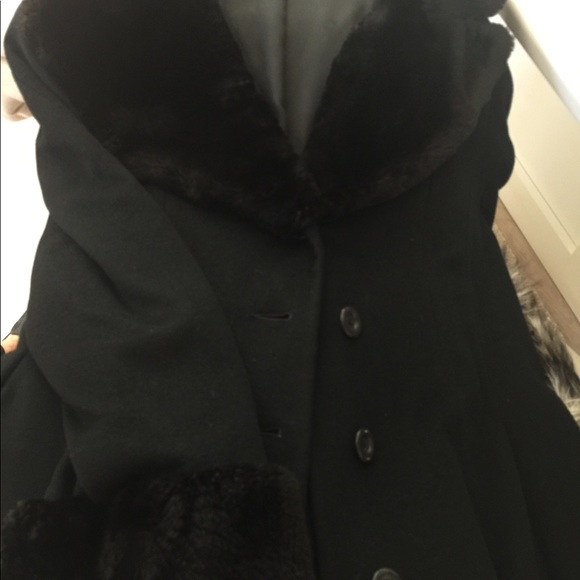 Long cashmere and beaver Searie coat - Picture 3 of 3